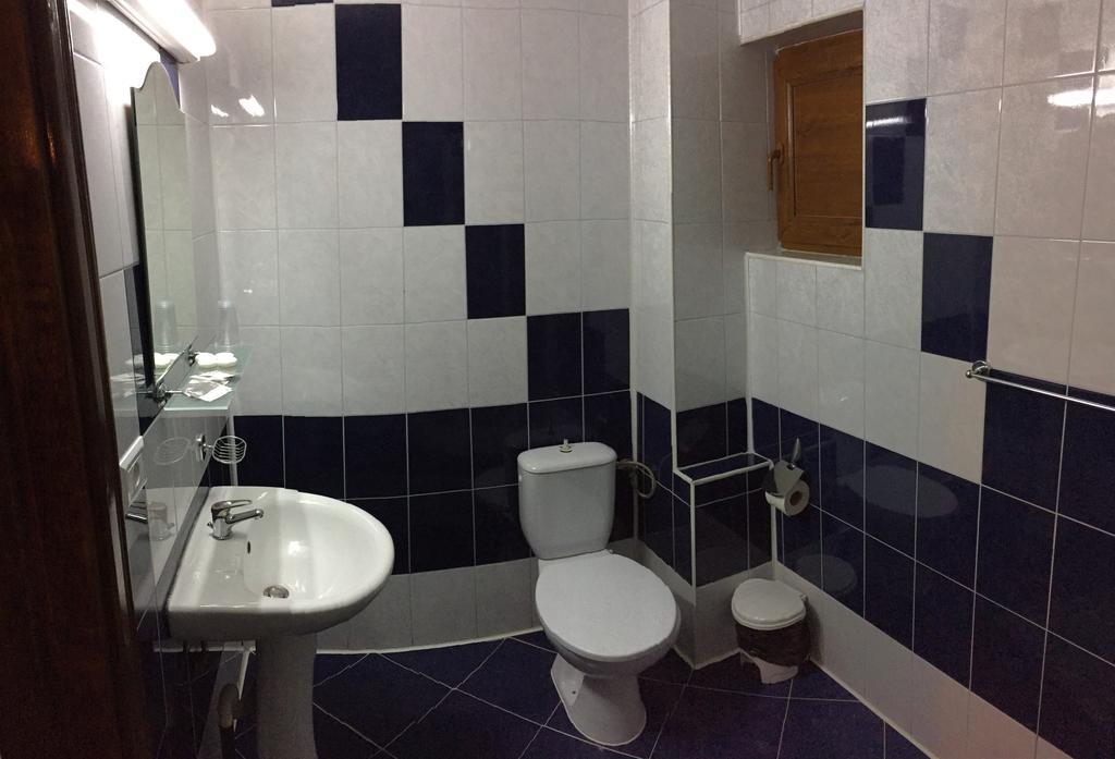 Conacul Domnitei Hotel Voroneţ Exterior foto